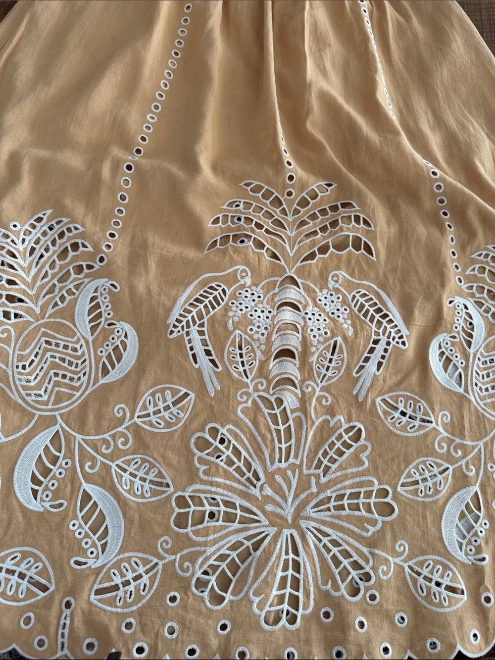 Farm Rio- Size Large Embroidered Cutwork Floral Tunic in Beige with White Detai - Picture 3 of 8